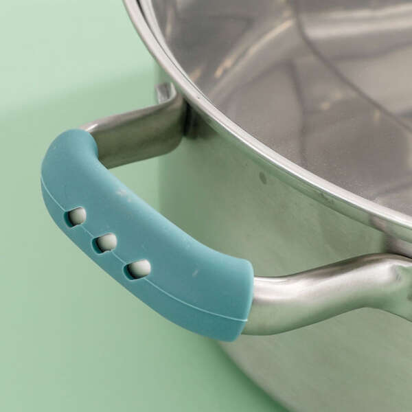 Pancho - Set of 8 hot handle holders