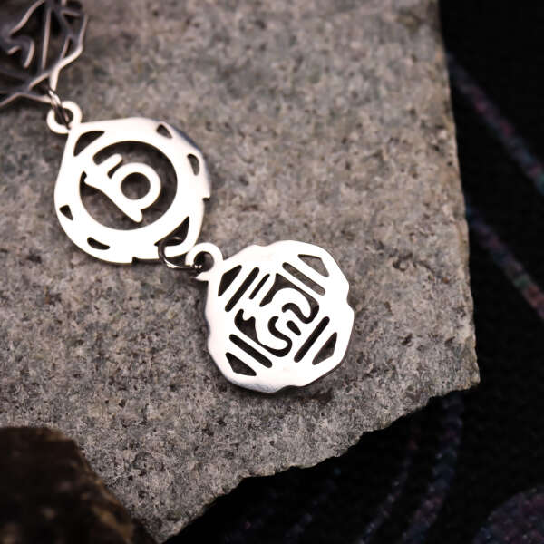 Zahara - Necklace with 7 chakra pendants